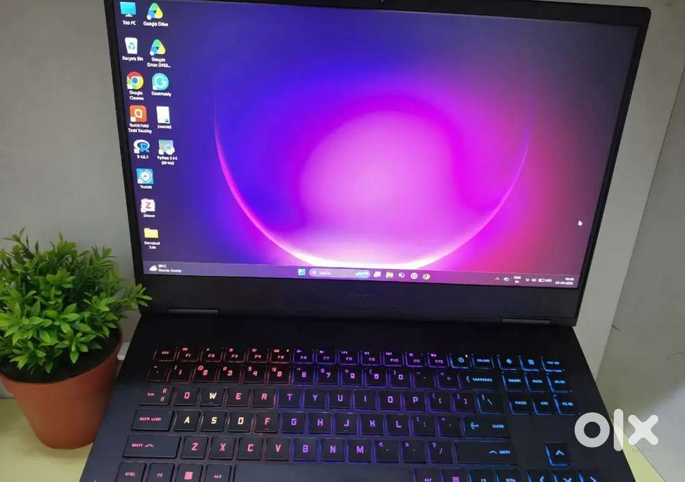 HP Omen AMD Ryzen 7 Octa Core 7840HS