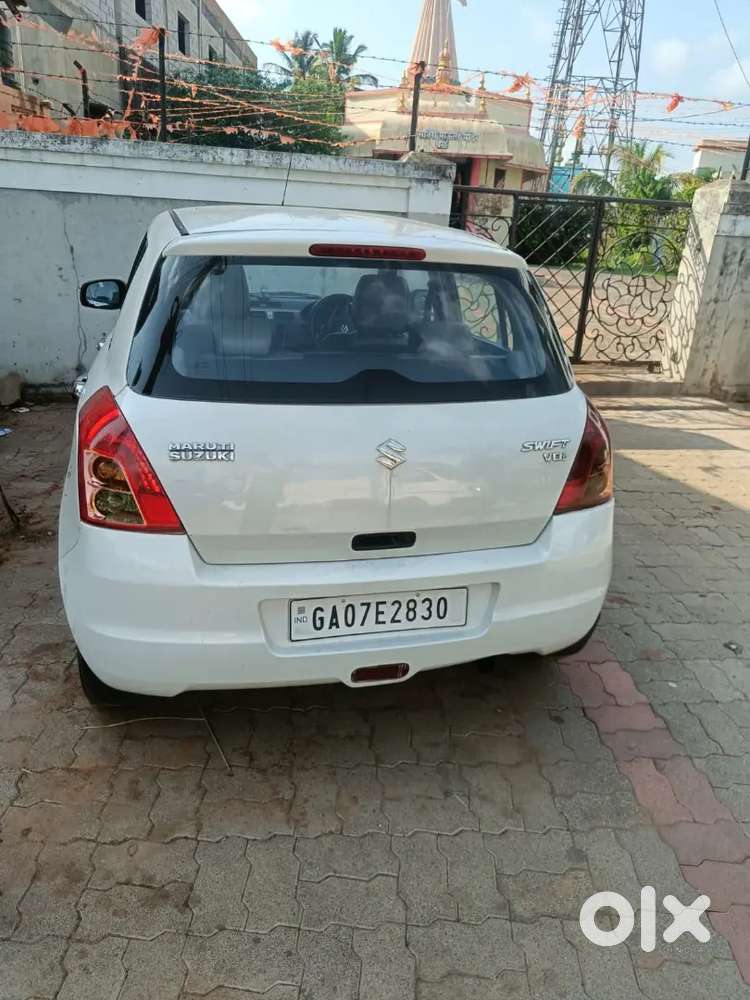 Maruti Suzuki Swift 2011 Diesel 107300 Km Driven