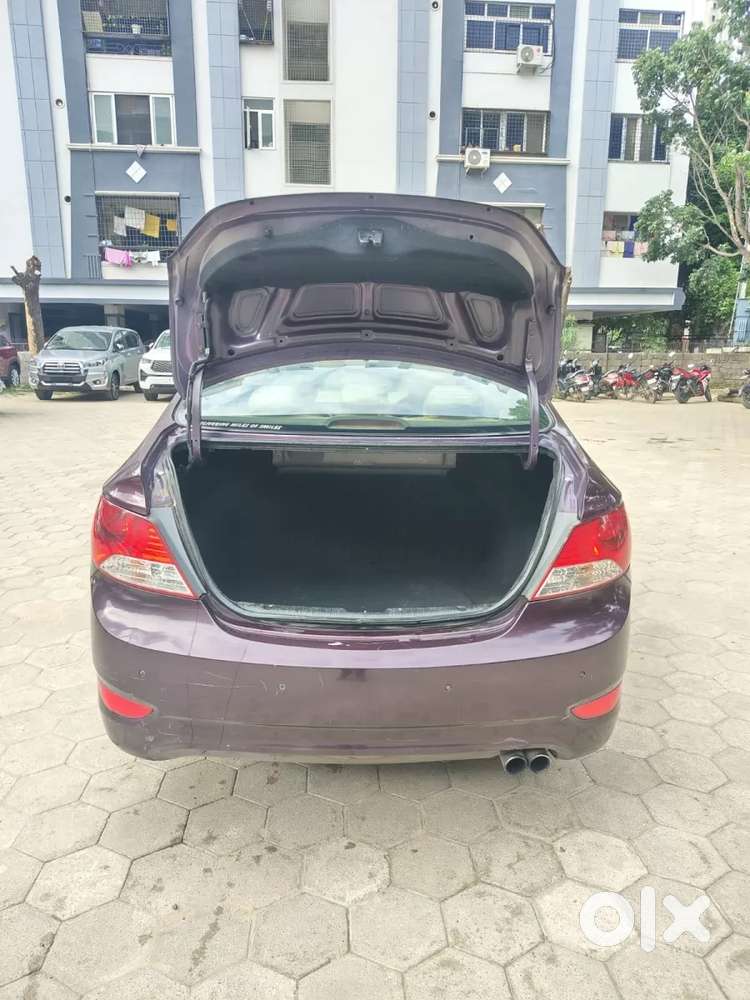 Hyundai Verna Fluidic 1.6 Crdi Sx, 2011, Diesel