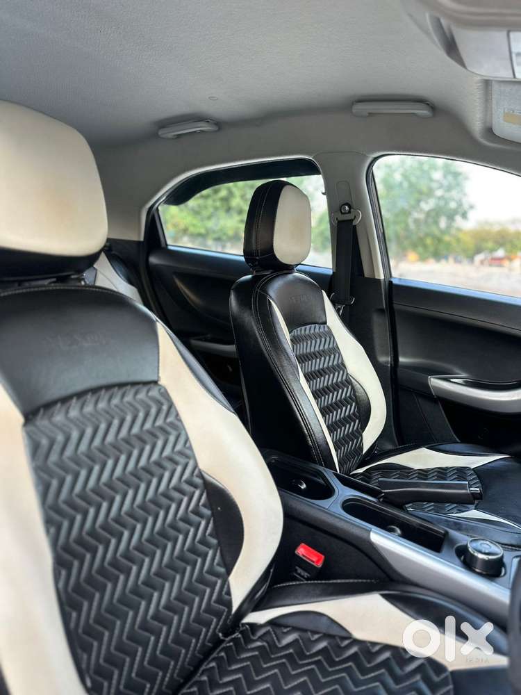 Tata Nexon 1.2 Revotron Xt, 2022, Petrol