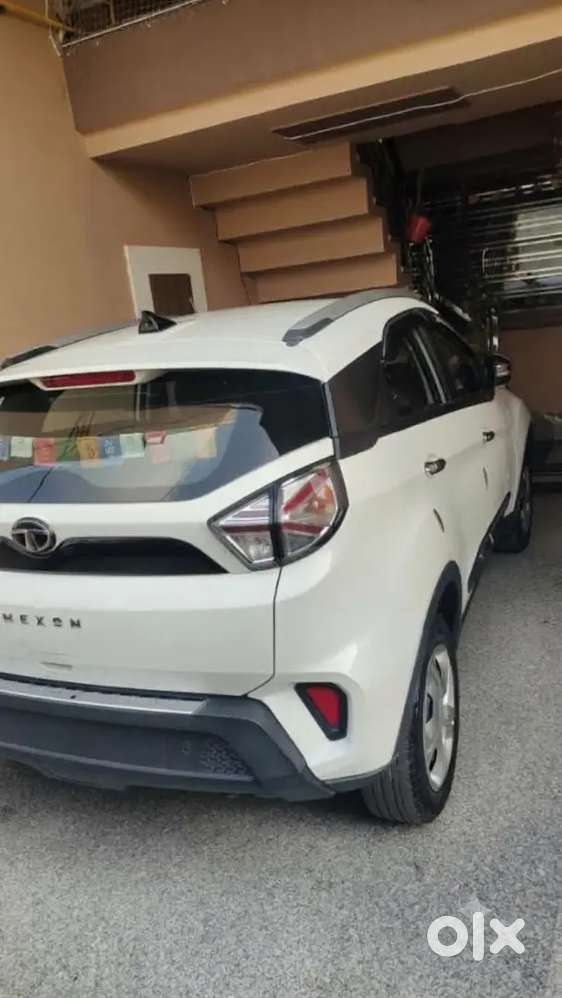 Tata Nexon 2023 Petrol 67000 Km Driven With Well Mentioned And No Dent