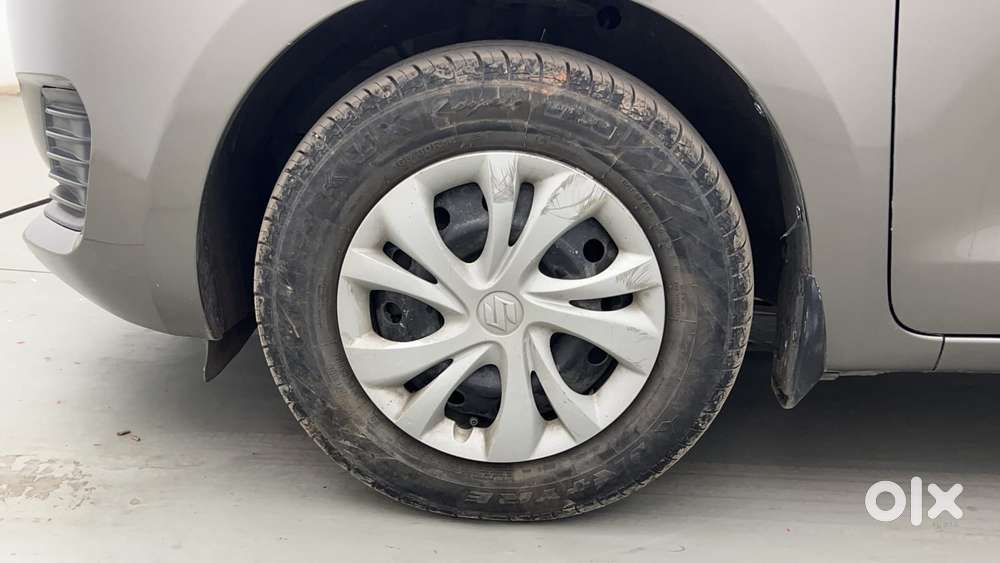 Maruti Suzuki Swift Vvt Vxi, 2022, Petrol