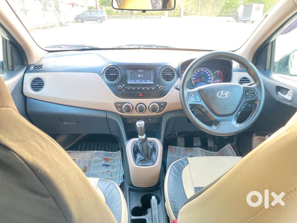 Hyundai Grand I10 Crdi Sportz, 2017, Petrol