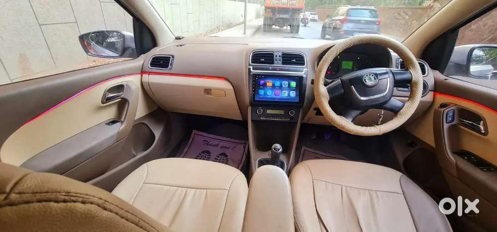 Top Model

Skoda Rapid
Nov 2012
2 Airbags 
Abs Breaking