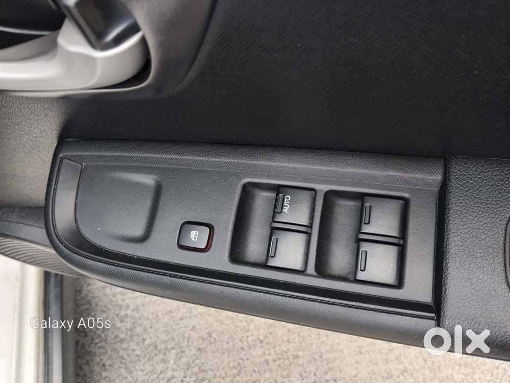 Honda Br-v 1.5 E I-vtec Mt, 2017, Petrol