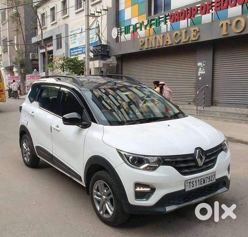 Renault Triber Rxz, 2022, Petrol
