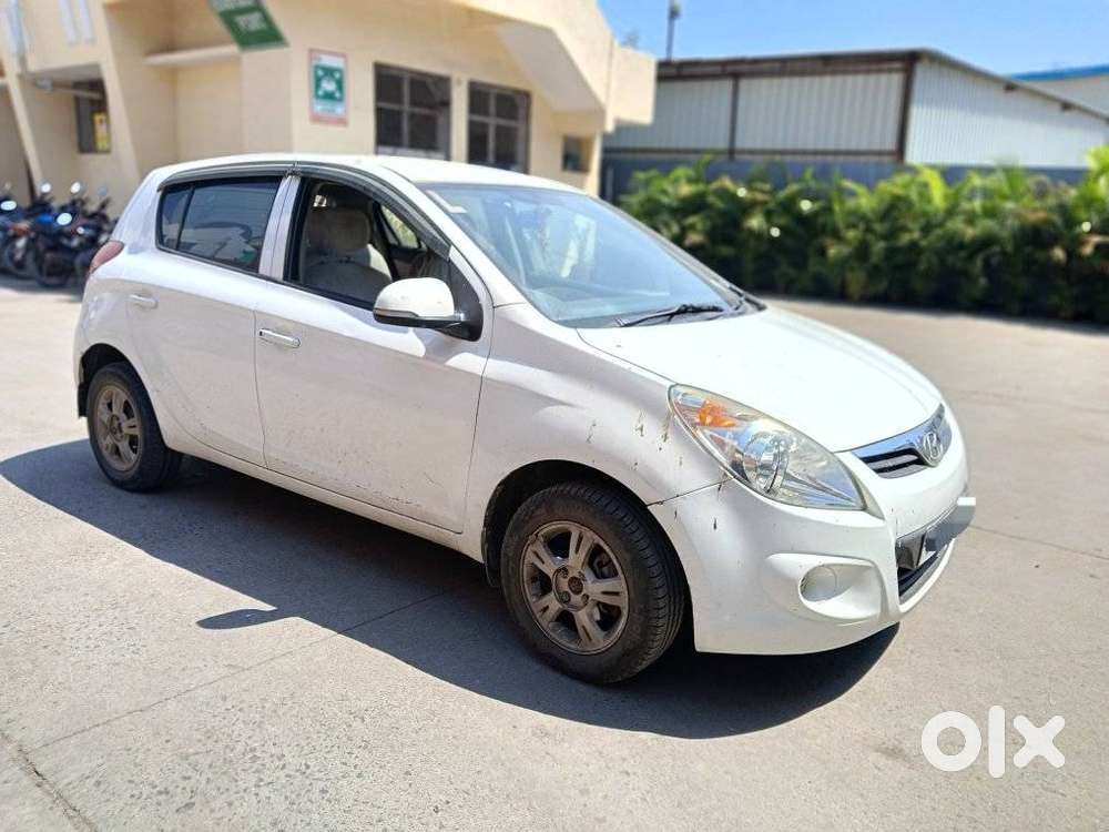 Hyundai I20 Sportz 1.2 Bs-iv, 2010, Petrol