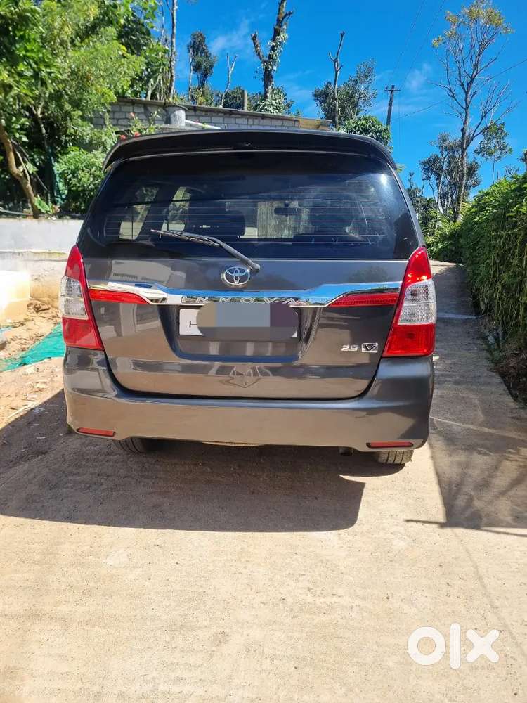 Toyota Innova Diesel 2016 V  Manual 270k Km