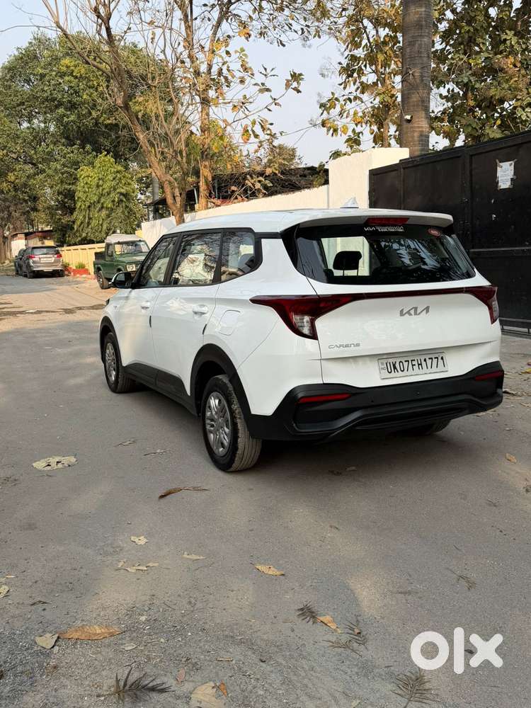 Kia Carens 1.4 Premium 7 Str, 2022, Petrol