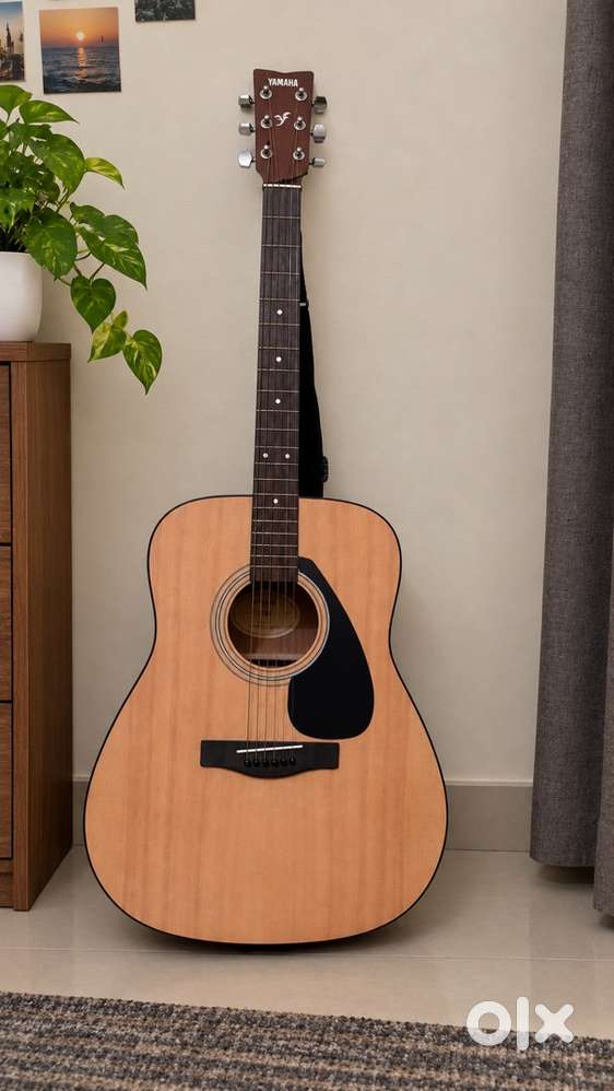 Yamaha F280 acoutic guitar