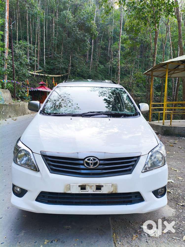Toyota Innova 2012-2013 2.5 E Diesel Ps 7-seater, 2014, Diesel