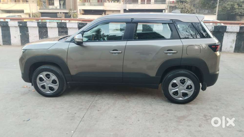 Maruti Suzuki Brezza 1.5 Lxi Cng, 2023, Cng & Hybrids