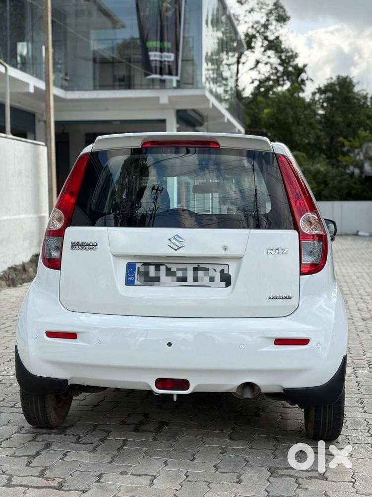 Maruti Suzuki Ritz Genus Vxi, 2015, Petrol