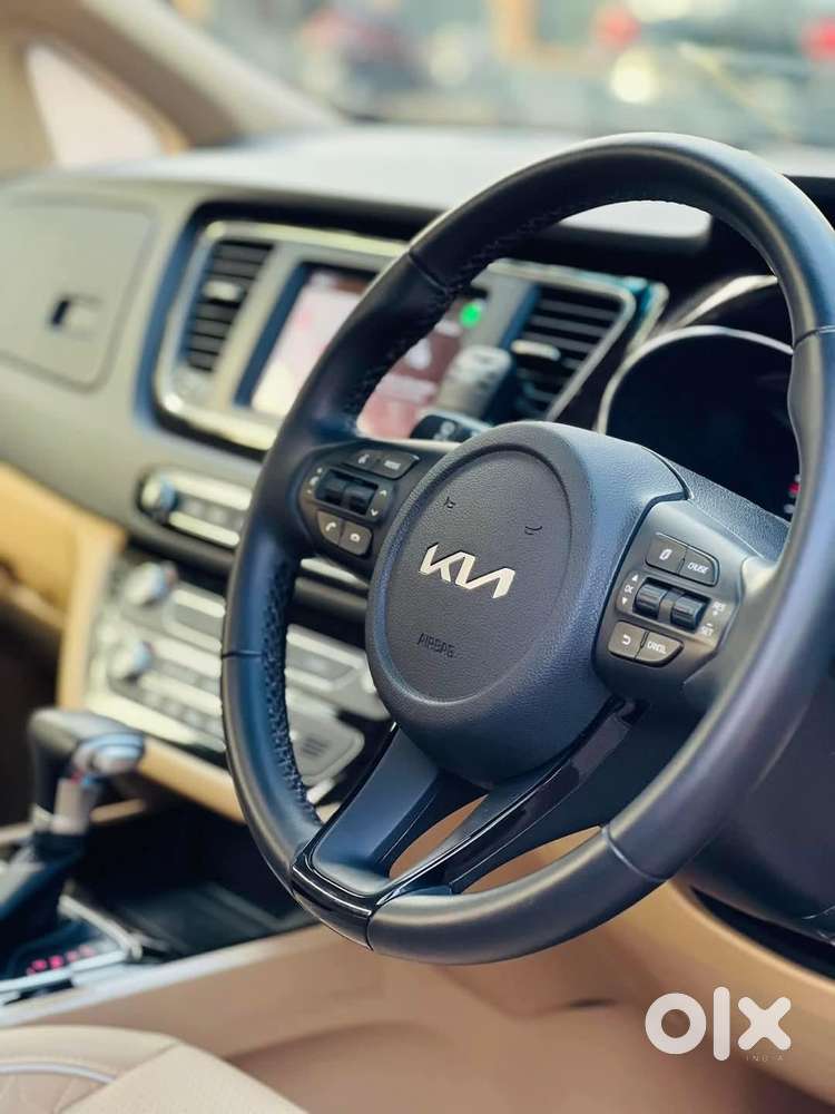 Kia Carnival Limousine Plus 7 Str, 2022, Diesel