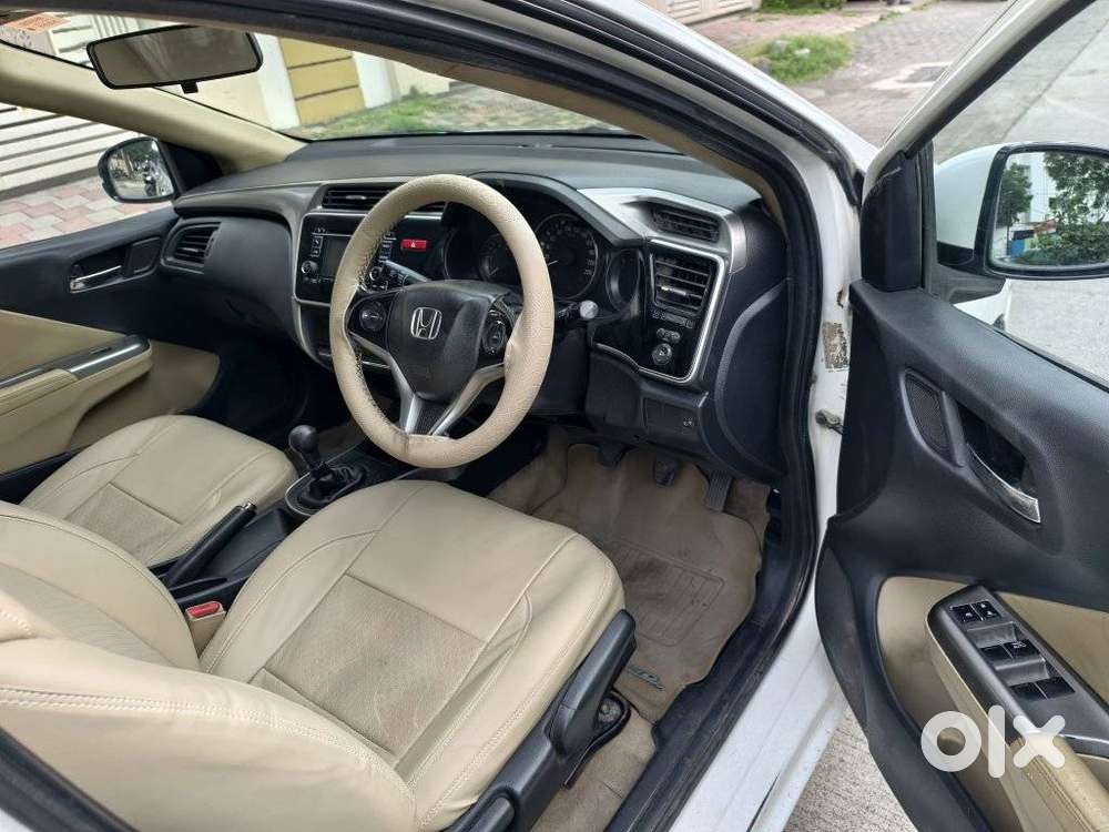 Honda City 1.5 V Mt Sunroof, 2015, Diesel