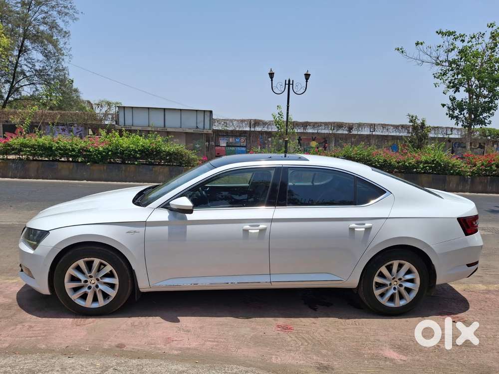 Skoda Superb L&k 1.8 Tsi At, 2019, Petrol