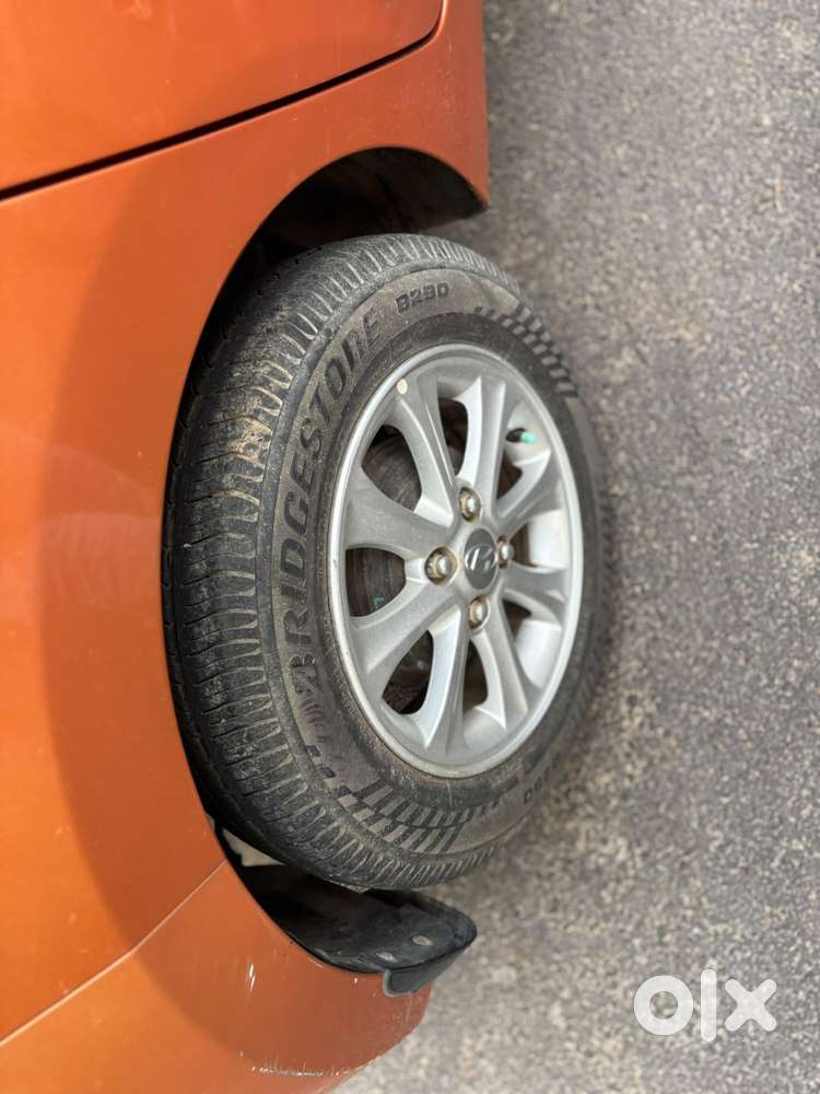 Hyundai Grand I10 Asta Automatic 1.2 Kappa Vtvt, 2015, Petrol