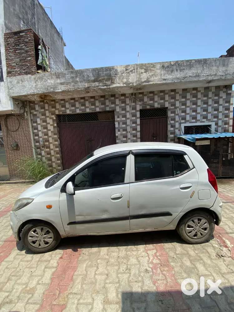 I 10 Car 2011 Model Good Condition