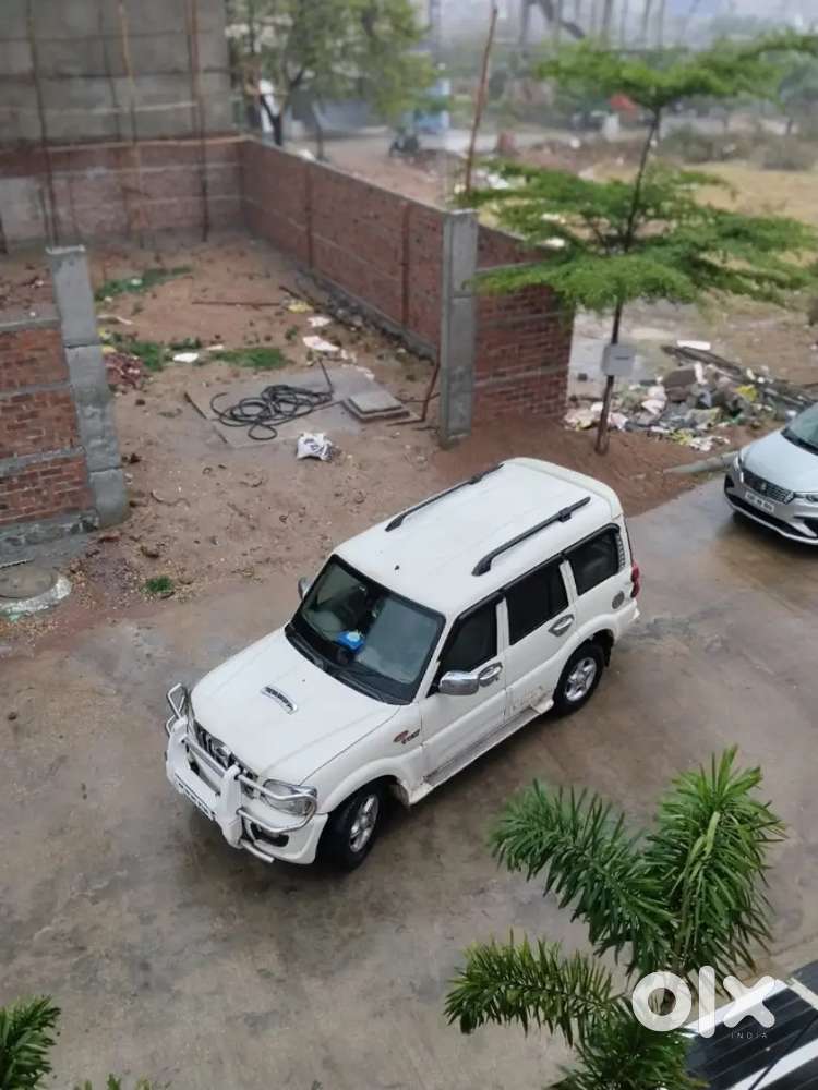 Mahindra Scorpio Classic Diesel 2010