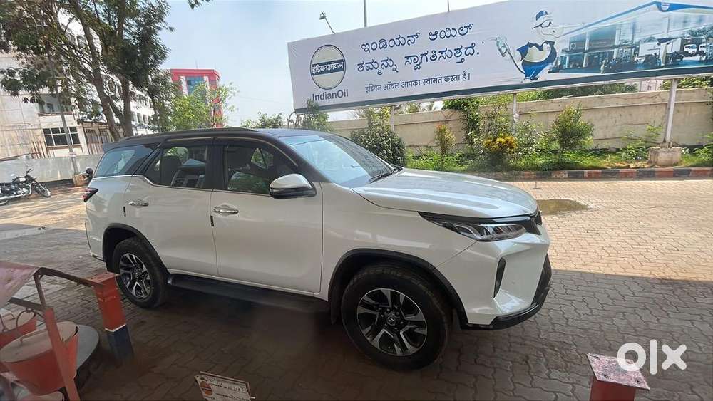 Highly Maintained Fortuner Legender