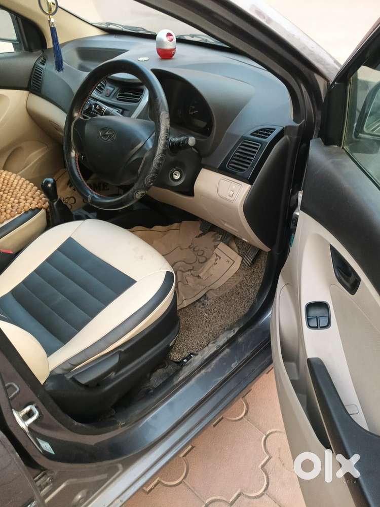 Hyundai Eon Era +, 2018, Petrol