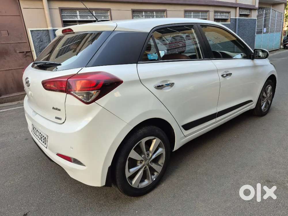 Hyundai I20 2015 Diesel 125000 Km Driven