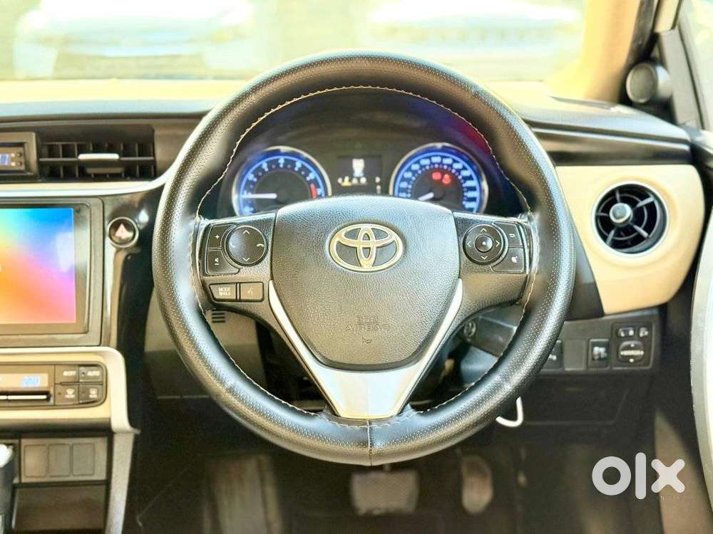 Toyota Corolla Altis [2014-2017] 1.8 G Cvt, 2017, Petrol