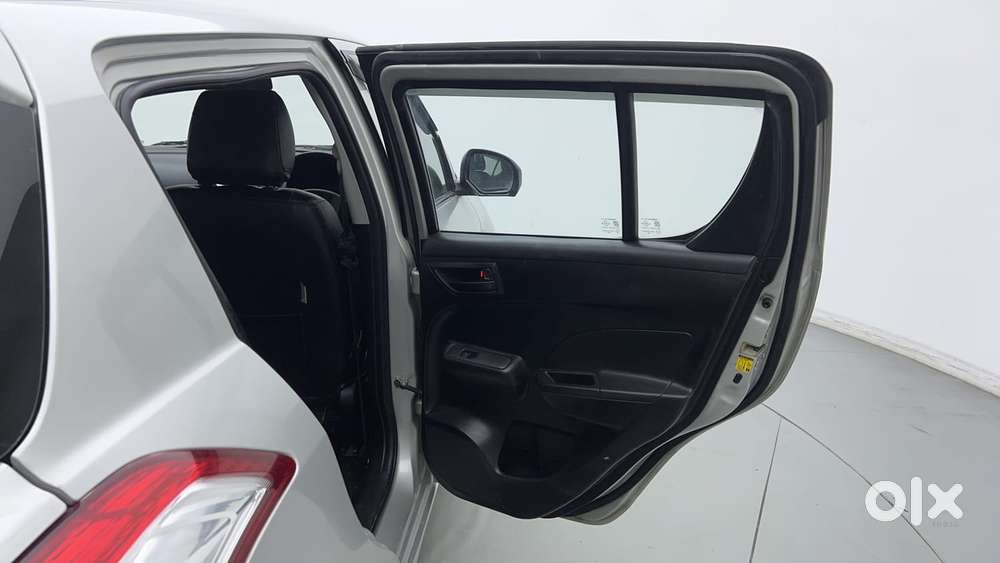 Maruti Suzuki Swift 1.2 Lxi (o), 2017, Petrol