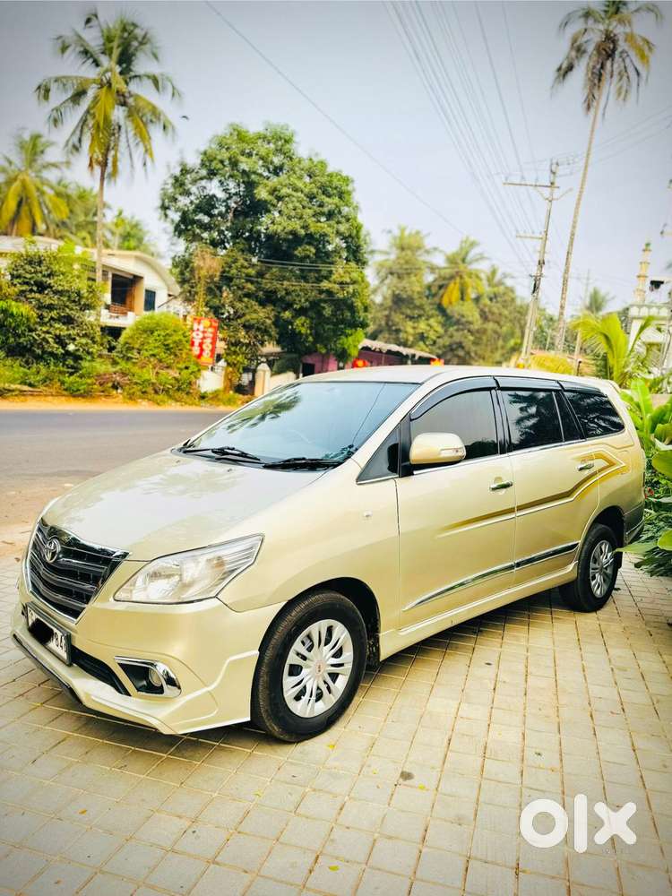 Toyota Innova 2.5 G (diesel) 8 Seater, 2013, Diesel