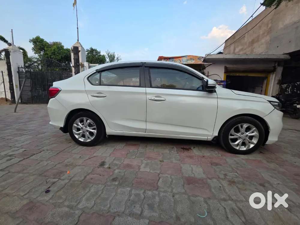 Honda Amaze Diesel 2018( High Milage * All Top Model Features)