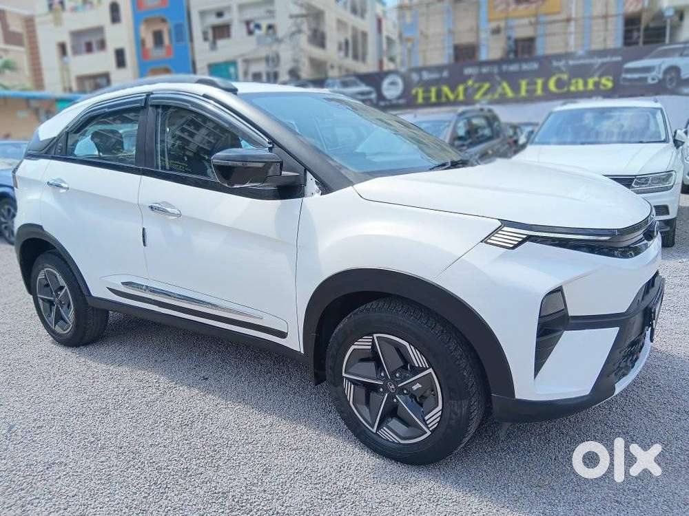 Tata Nexon Creative Plus 1.2 Revotron Petrol 6 Amt, 2024, Petrol
