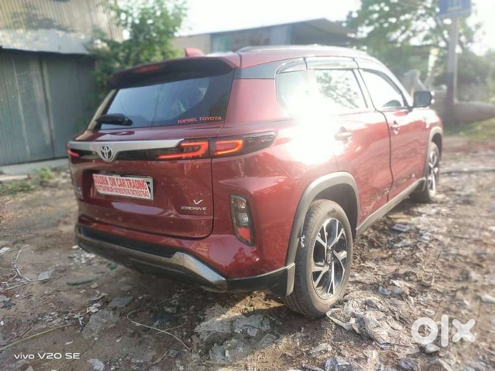 Toyota Urban Cruiser Hyryder 1.5 V Neo Drive, 2024, Petrol