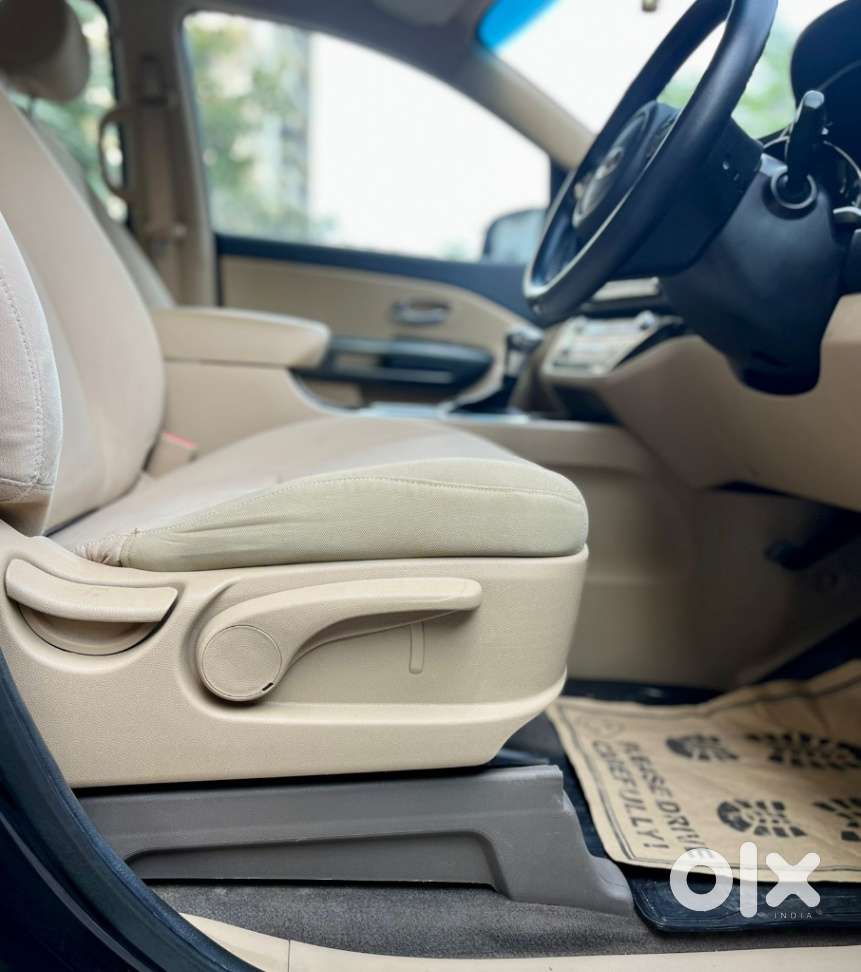 Kia Carnival Premium, 2020, Diesel