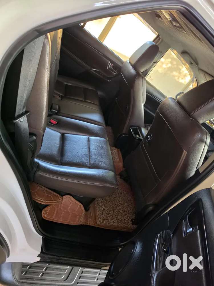 Toyota Fortuner Diesel At 2019