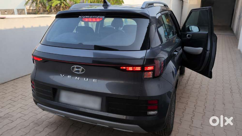 Hyundai Venue 1.2 Kappa Mt S(o)  1st Owner  Excellent Condition I
