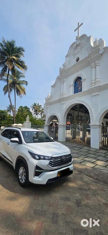 Toyota Innova Hycross 2024 Excellent Condition Immediate Sale