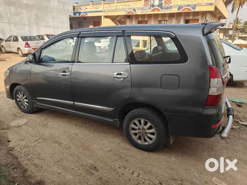 Toyota Innova Diesel 2014