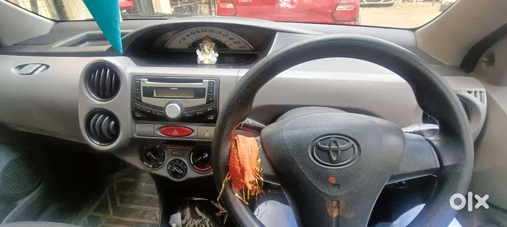 Toyota Etios Liva 2011