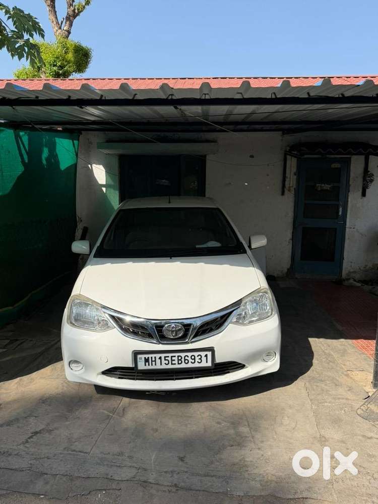 Toyota Etios Liva 2014 Petrol Well Maintained