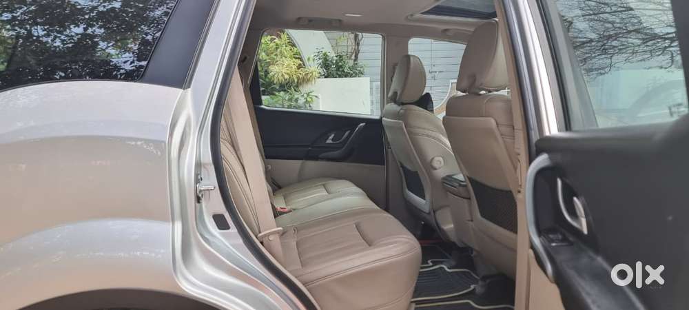 Mahindra Xuv500 2.2 W10, 2015, Diesel