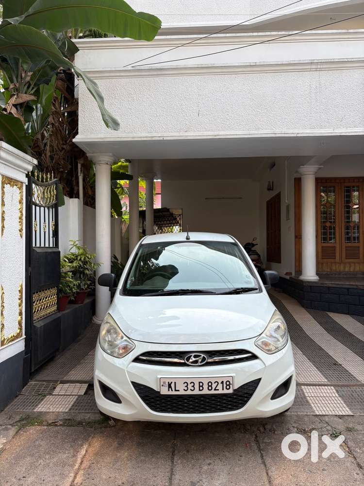 Hyundai I10 2011 Petrol 63000 Km Driven