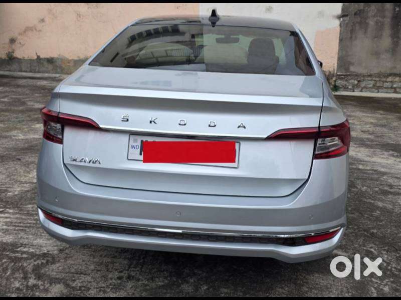 Skoda Slavia 1.0 Tsi Style At, 2023, Petrol