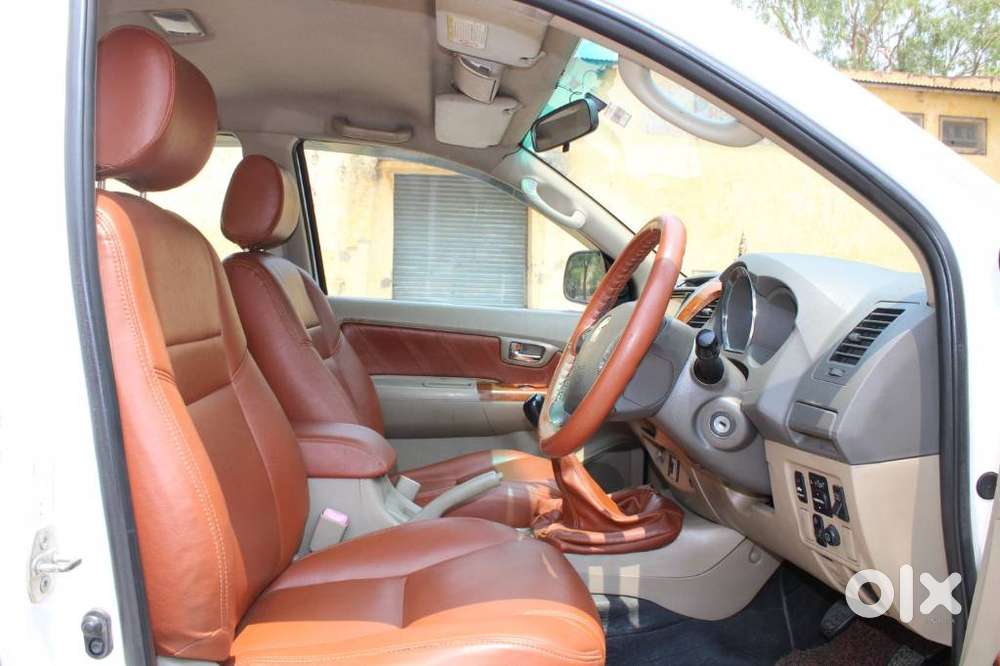 Toyota Fortuner 3.0 4x4 Manual, 2011, Diesel