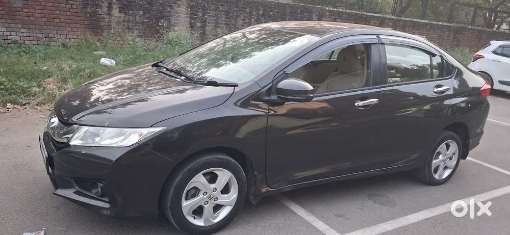 Honda City 1.5 V Mt Sunroof, 2015, Diesel