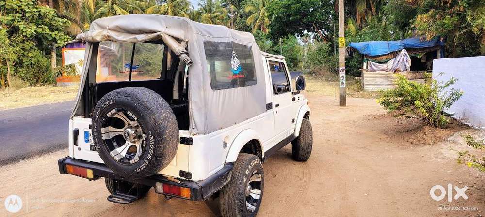 Maruti Suzuki Gypsy King St 4x4, 2002, Petrol