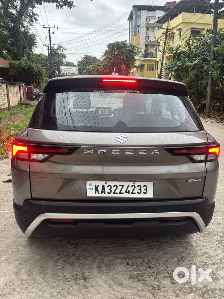 Maruti Suzuki Brezza 1.5 Vxi Smart Hybrid, 2023, Petrol