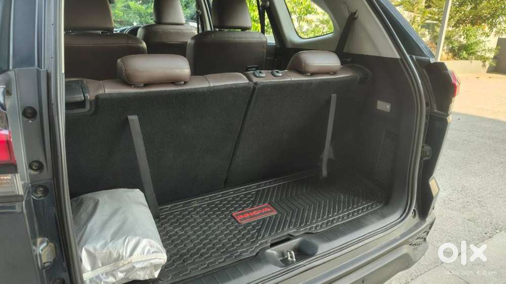 Car For Sale 2023 Toyota Innova Hycross Zx (o) Hybrid Automatic