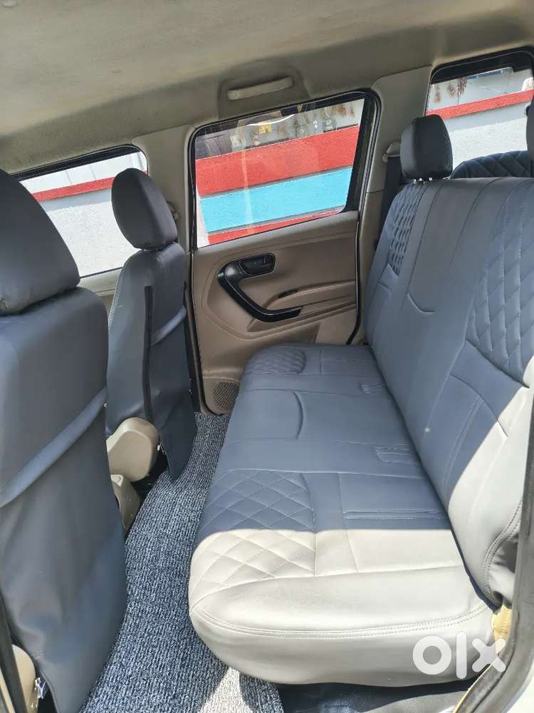 Mahindra Tuv 300 2016 Diesel Well Maintained