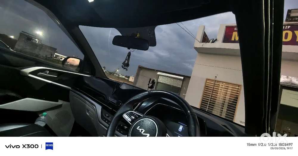 Kia Carens 2022 Diesel Well Maintained