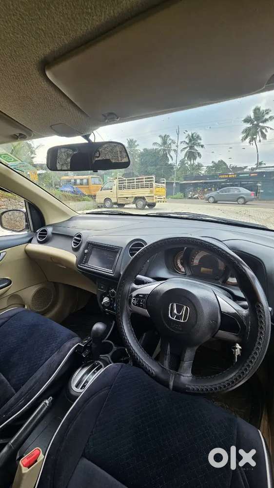 Honda Brio Vx Automatic 2014